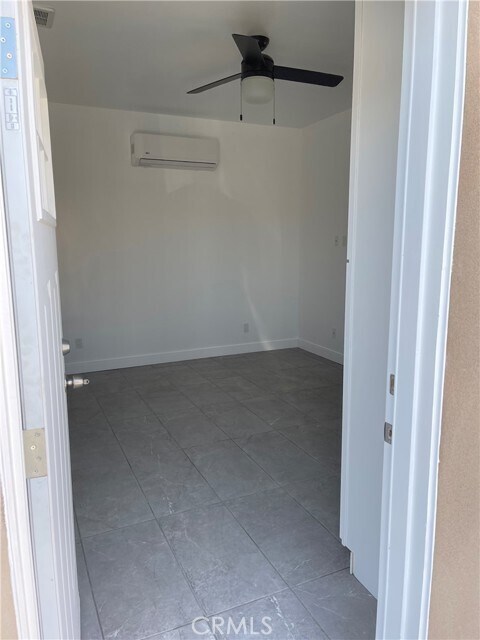 Building Photo - 2248 Lime Ave