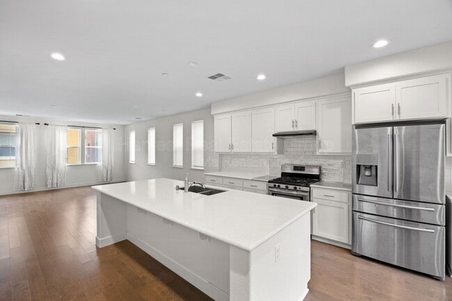 Building Photo - 38934 Lemongrass Wy