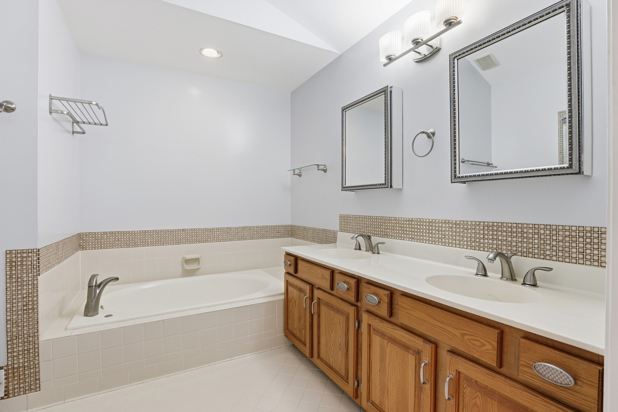 Building Photo - 8341 Marketree Cir