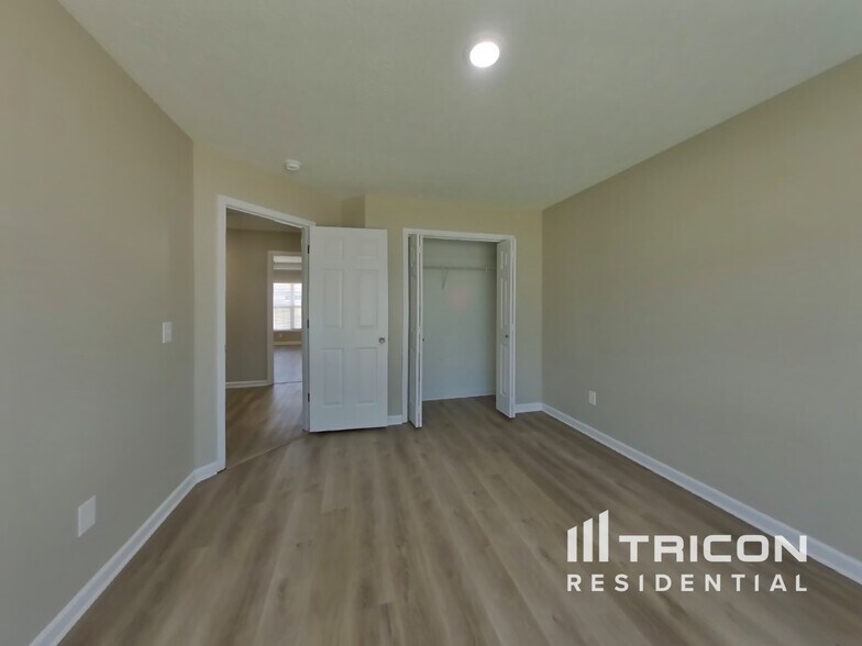 Building Photo - 400 Ashby Pl