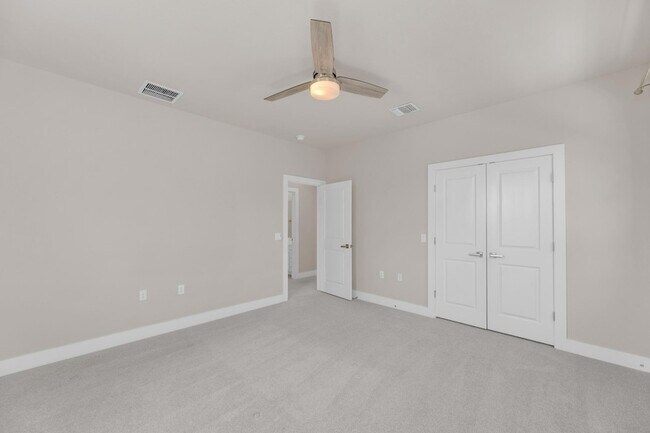 Building Photo - 4110 Nitschke St
