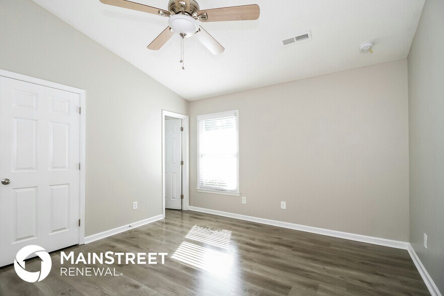 Building Photo - 5505 Crabapple Ct