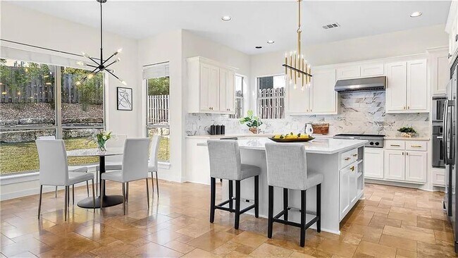 Building Photo - 15101 Barrie Dr