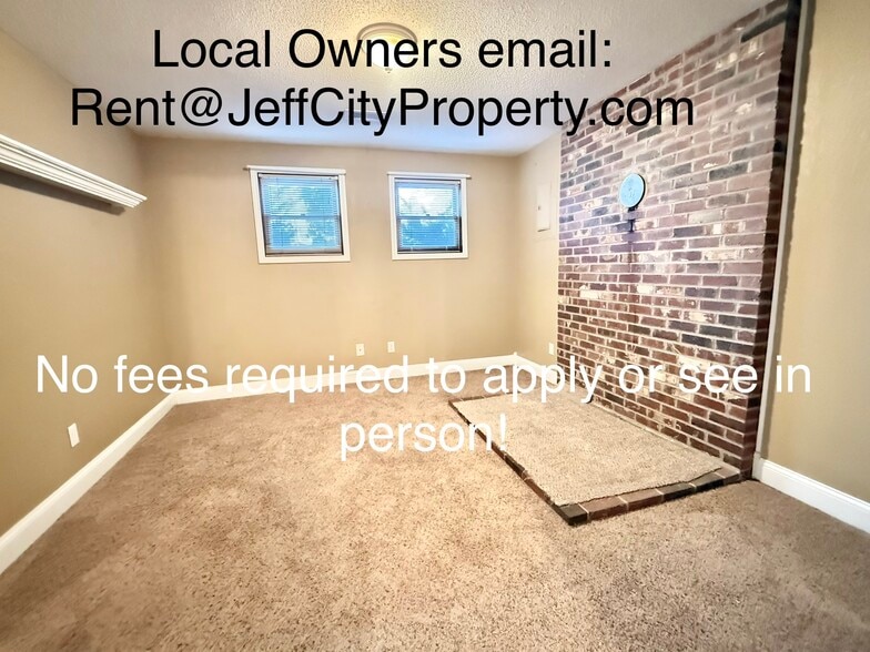 Building Photo - 2317 Independence Ct