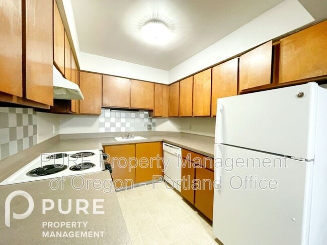 Primary Photo - 1119 SE 27th Ave