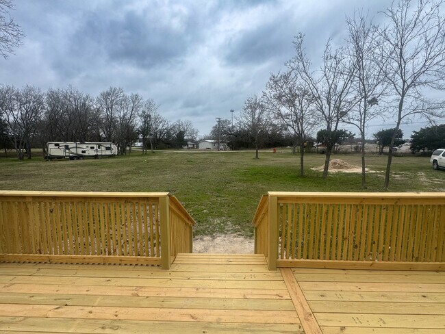 Building Photo - Aletha’s property