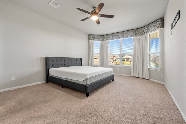 Building Photo - 3506 Lake Bella Megan Dr