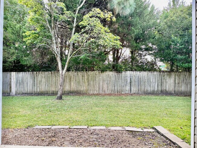 Building Photo - Updated 2BR/2BA Condo in Midtown Wilmingto...