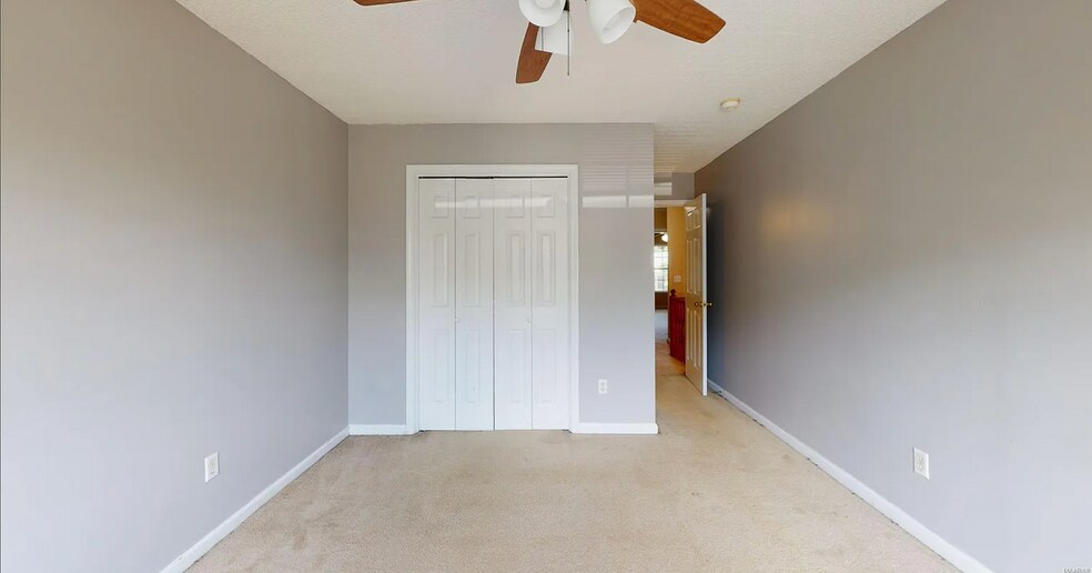 Building Photo - 166 Commons Dr