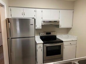 Building Photo - 720-C Powell Drive ~ 3 bedroom townhome just a short distance from the NC State Fairgrounds