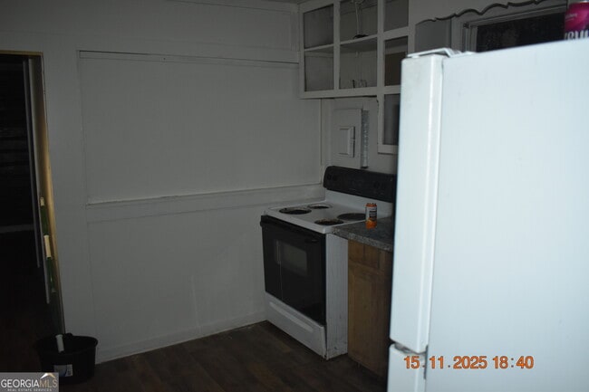 Building Photo - 4255 Roy Ave