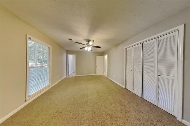 Building Photo - 392 Trotters Ridge