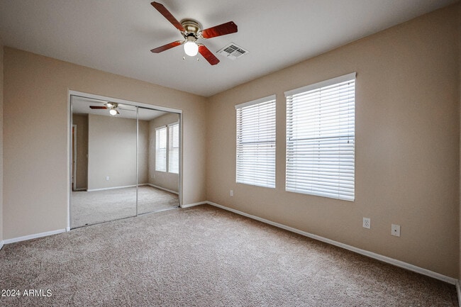 Building Photo - 2646 S Southwind Dr