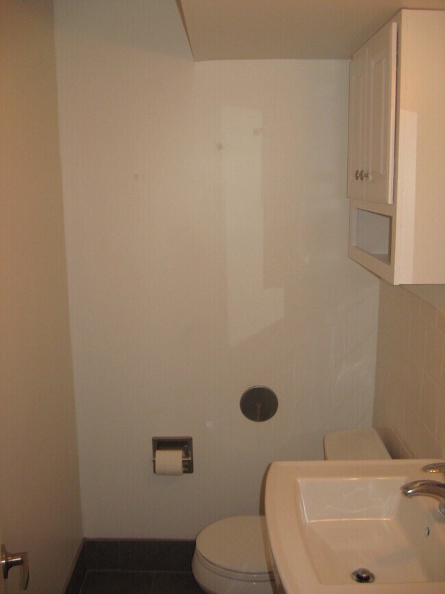 Building Photo - COMING SOON....RESERVE NOW FOR JANUARY