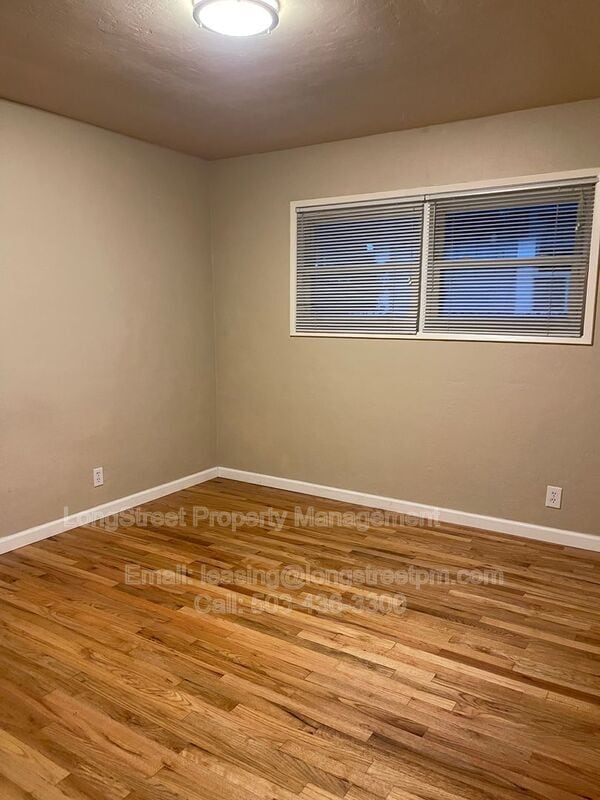 Building Photo - 1630 SW 15th Ave