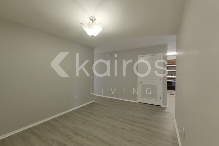 Building Photo - 3909 Thomas St