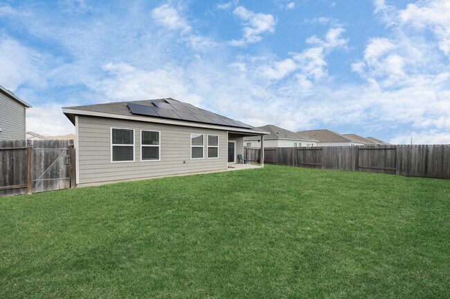 Building Photo - 6306 Highland Trl Dr