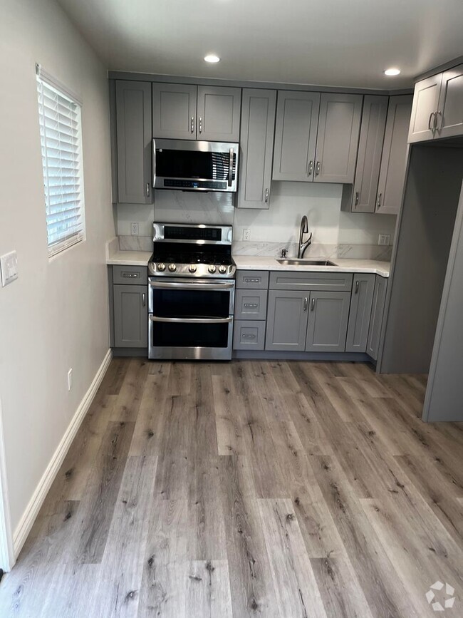 Building Photo - Completely New 1 Bedroom, 1 Bathroom Unit ...