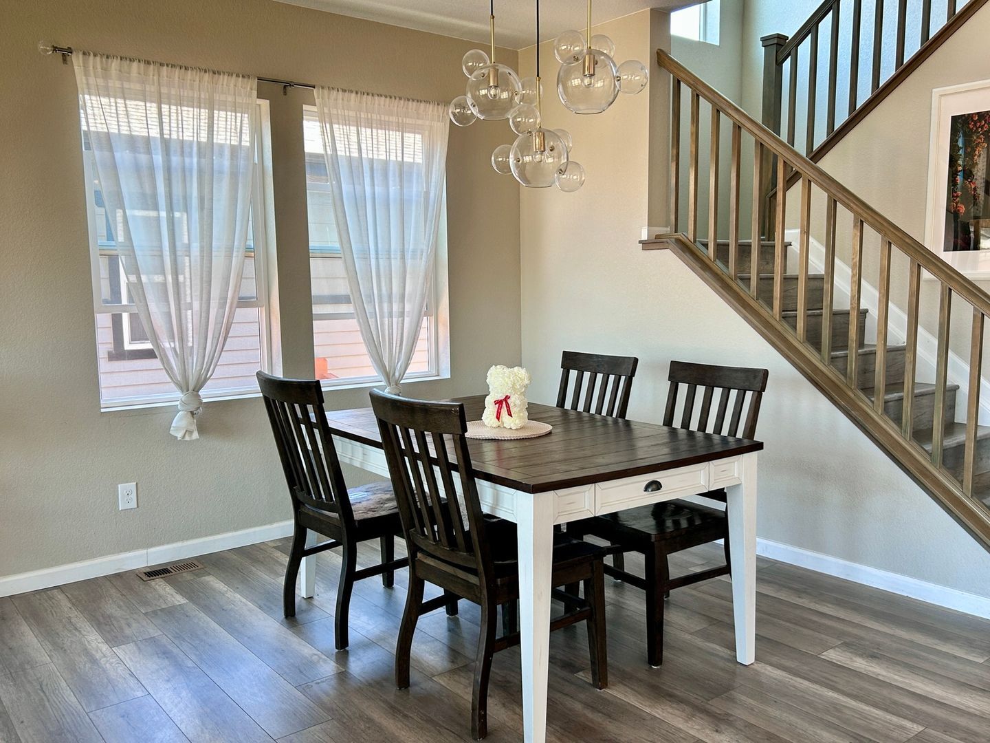 Building Photo - 551 W 175th Pl