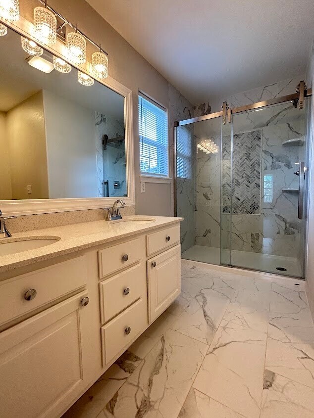 Building Photo - 12 Valley View Cir