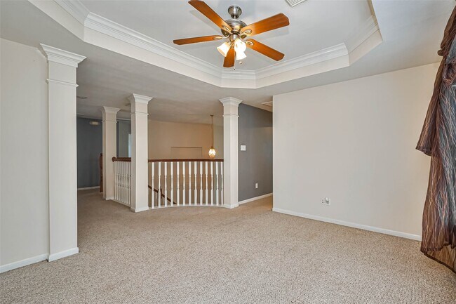 Building Photo - 1007 Riverchase Dr