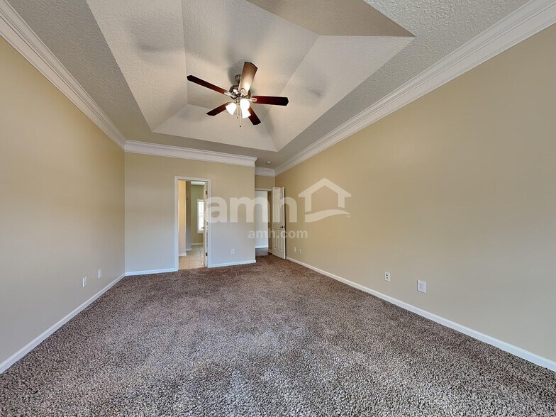 Building Photo - 7 Wyndham Dr