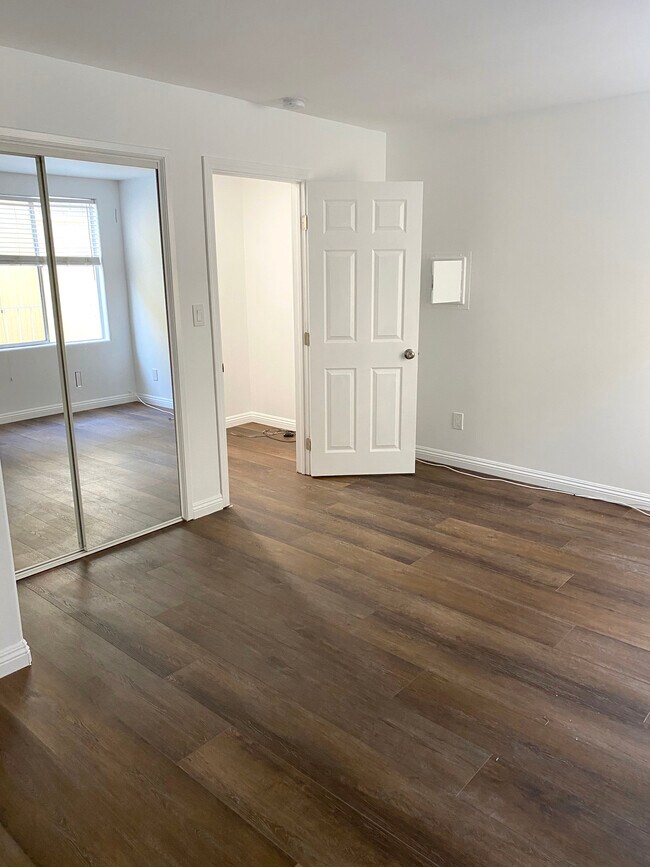 Bedroom - 917 2nd St