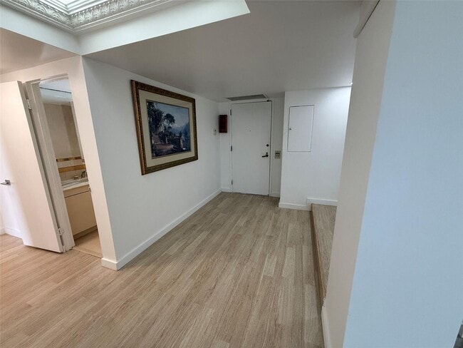 Building Photo - 19707 Turnberry Way