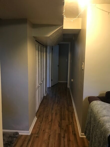 Building Photo - 777 E 1300 S