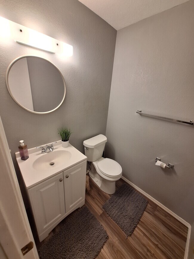 Building Photo - 1241 Firefly Cir