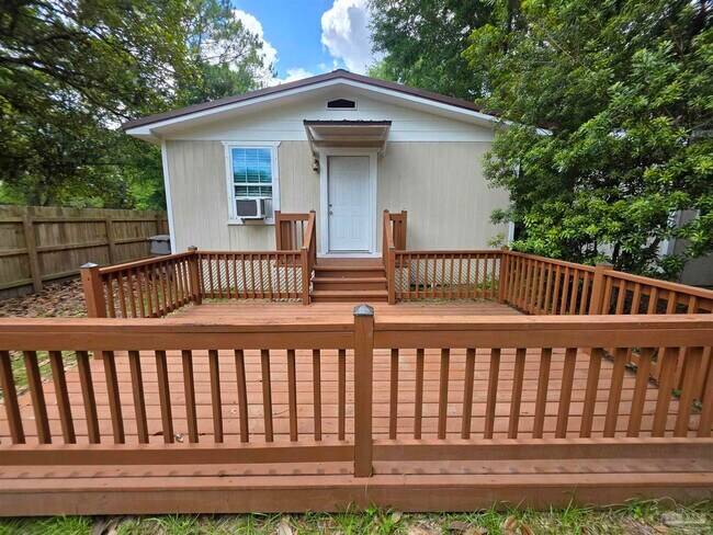 Building Photo - 5142 Regalo Dr