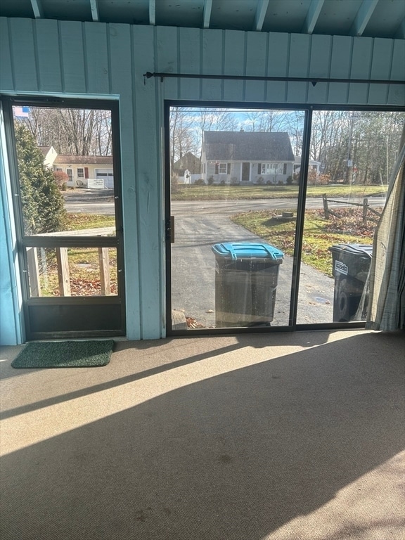 Building Photo - 480 Pleasant St