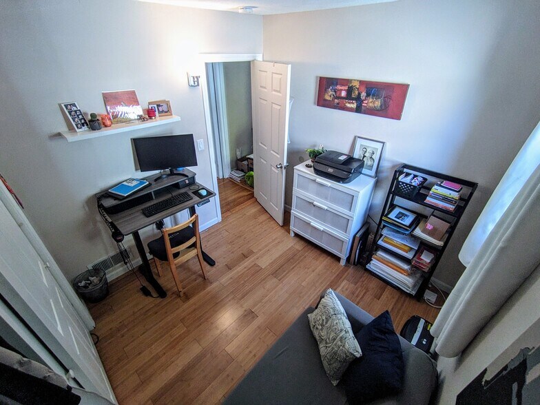 Building Photo - 63 Fenno St