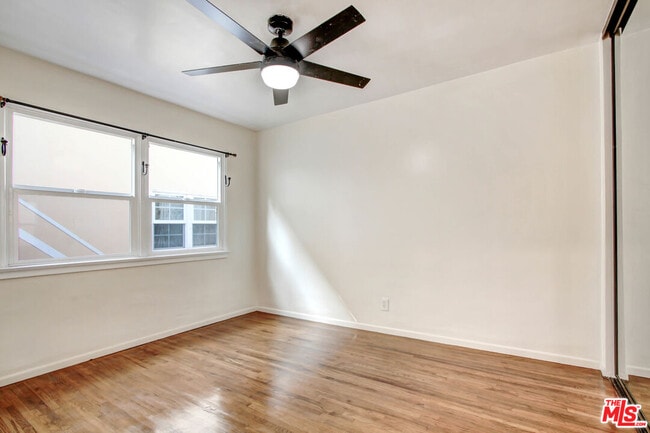 Building Photo - 2225 Montana Ave