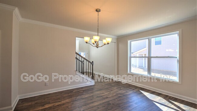 Building Photo - 208 Reynard Trl