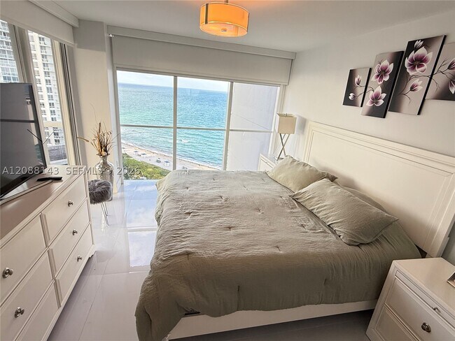 Building Photo - 6301 Collins Ave