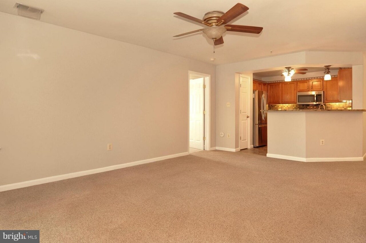 Building Photo - 13103 Millhaven Pl