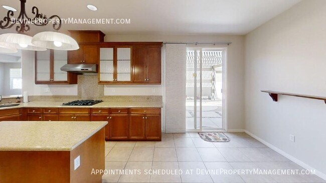 Building Photo - 381 Mesa Verde Park