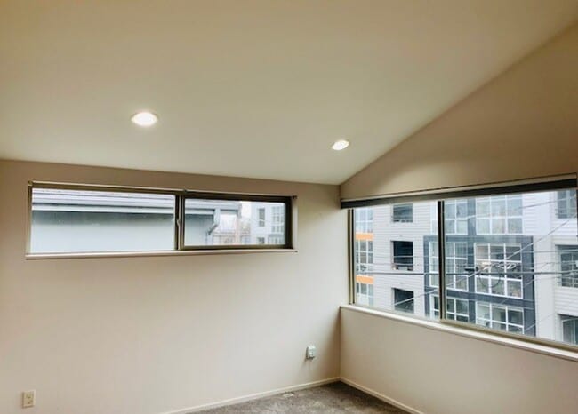 Building Photo - 2312 44th Ave SW