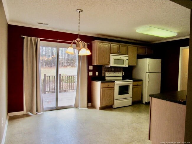 Building Photo - 520 Tucks Ct