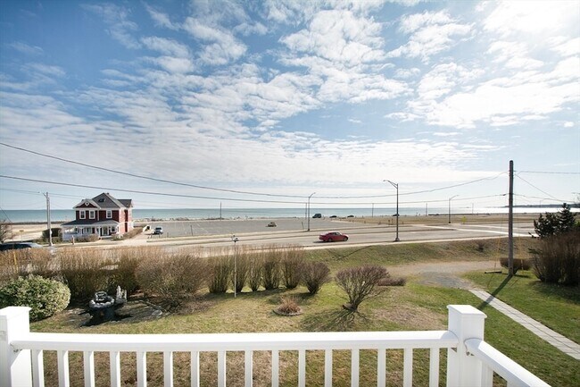 Building Photo - 7 Whitehead Ave