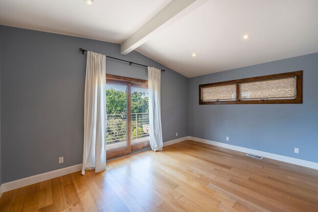 Building Photo - Beautiful Manhattan Beach Rental Home!