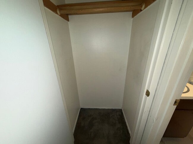 Building Photo - Affordable 1 bed 1 bath home in a safe neighborhood