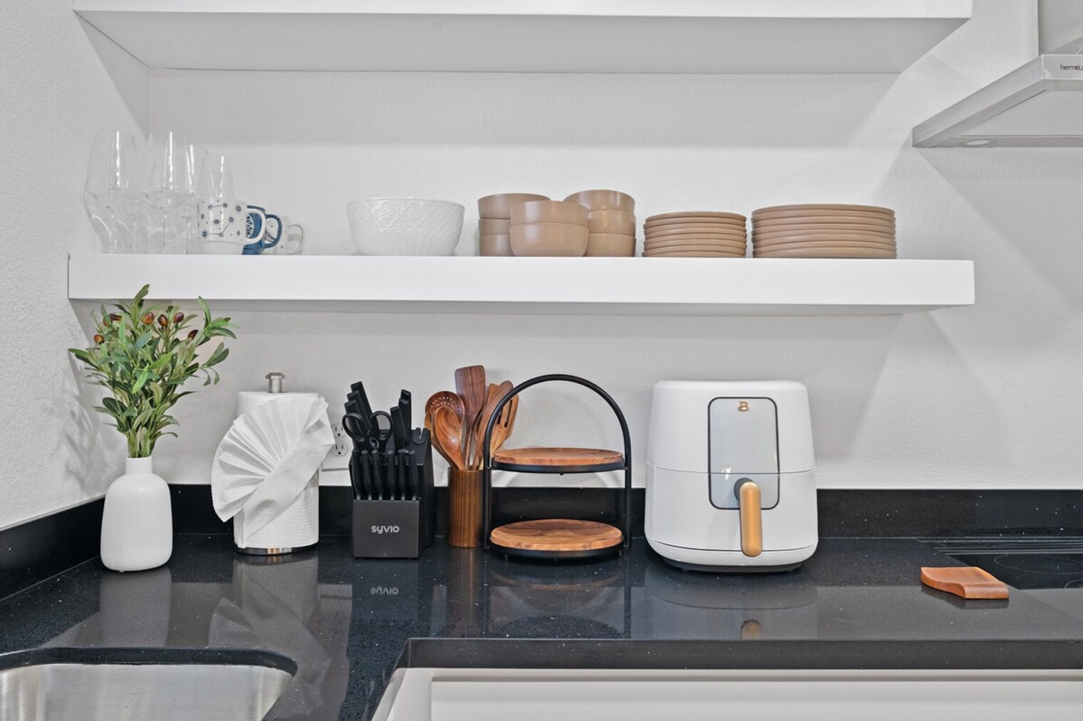 Building Photo - 3023 N 40th Ln