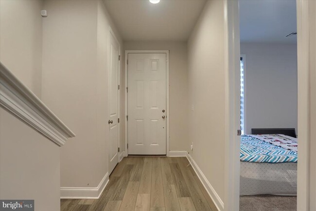 Building Photo - 3219 Wayland Rd