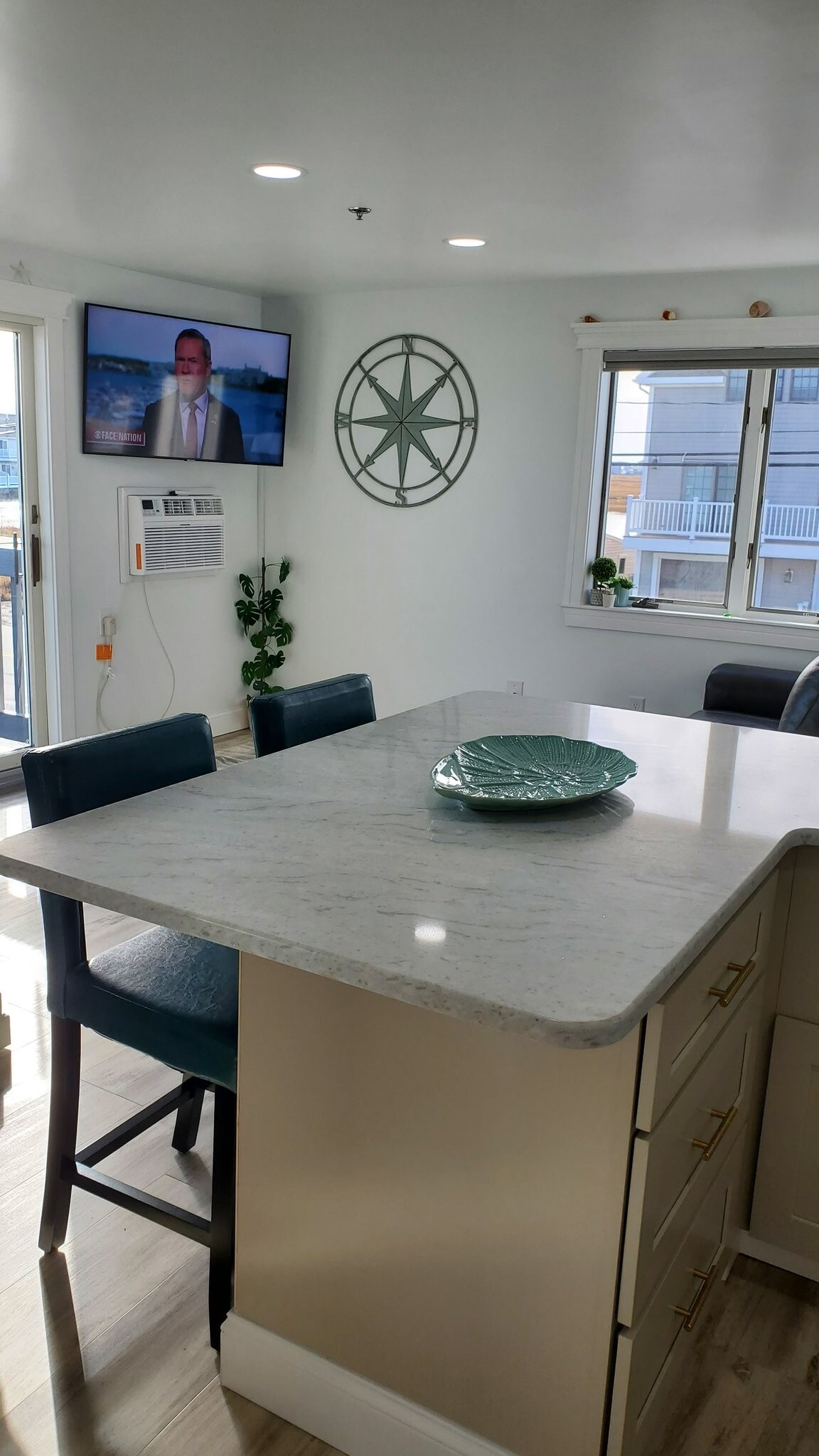 Building Photo - 550 Winnacunnet Rd