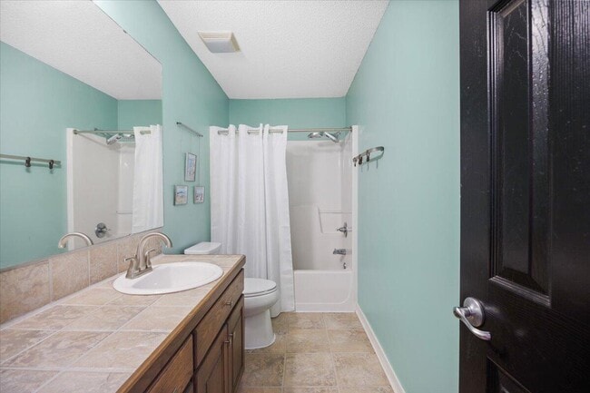 Building Photo - 1805 Brooke Beach Dr