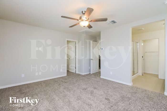 Building Photo - 1657 S 82nd Pl
