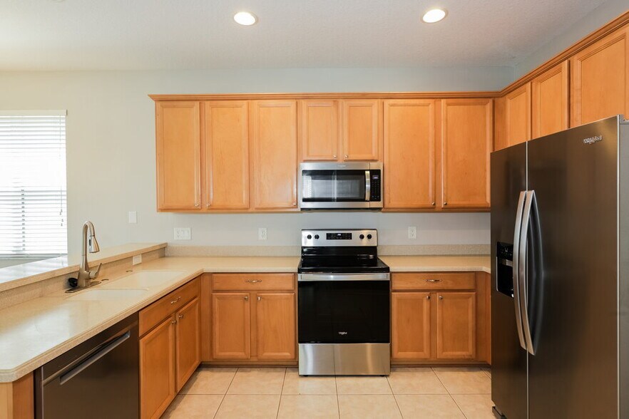 Building Photo - 15516 Long Cypress Dr