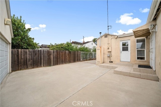 Building Photo - 9108 Hermosa Dr